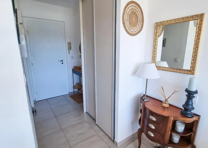 Les Iris T2 En Centre Apartmán Le Lavandou